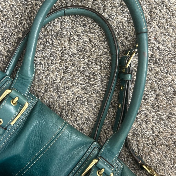 Elegant Coach Teal Leather Handbag - Picture 4 of 6